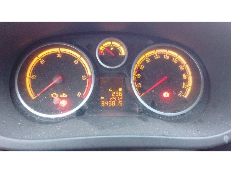 opel corsa d del año 2011