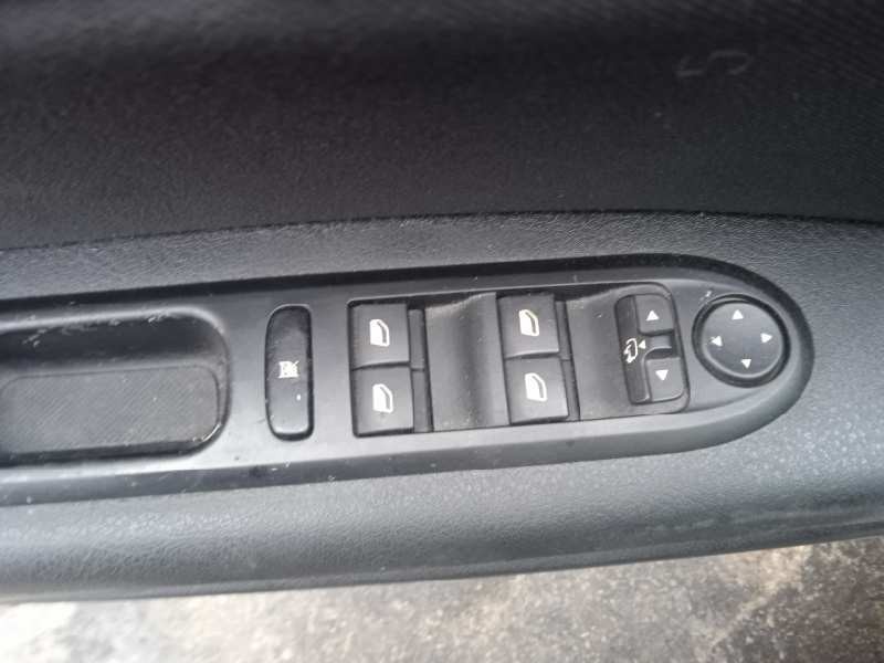 peugeot 407 del año 2009