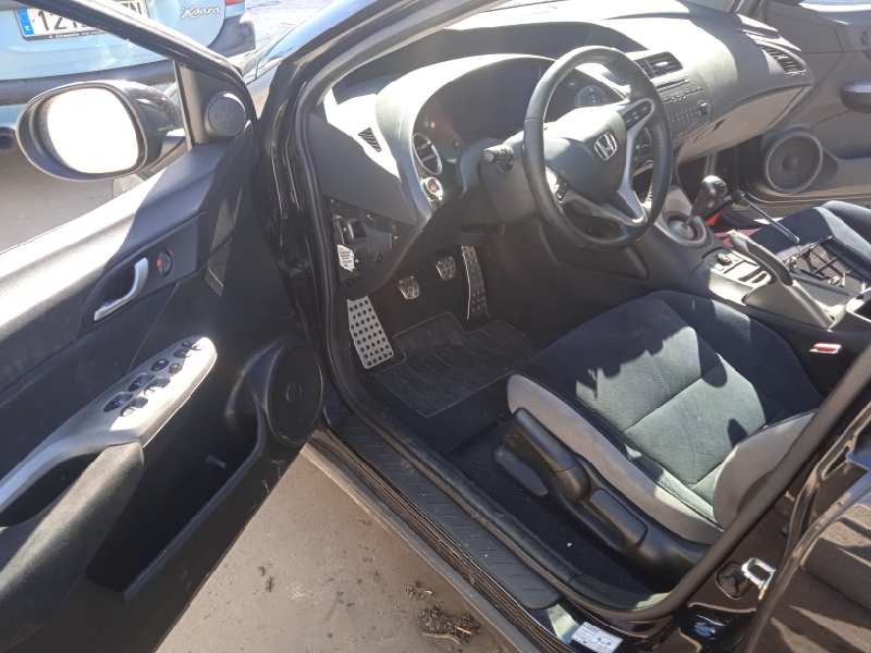 honda civic berlina 5 (fk) del año 2008