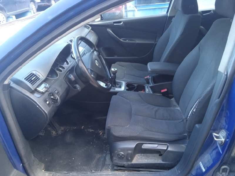 volkswagen passat variant (3c5) del año 2006