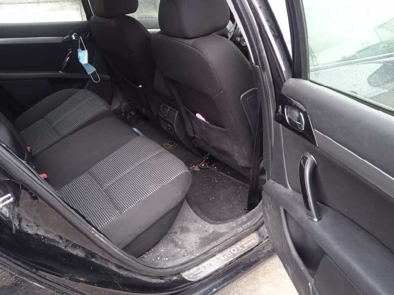 peugeot 407 del año 2009