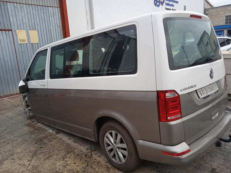 volkswagen t6.1 caravelle (sh) del año 2019
