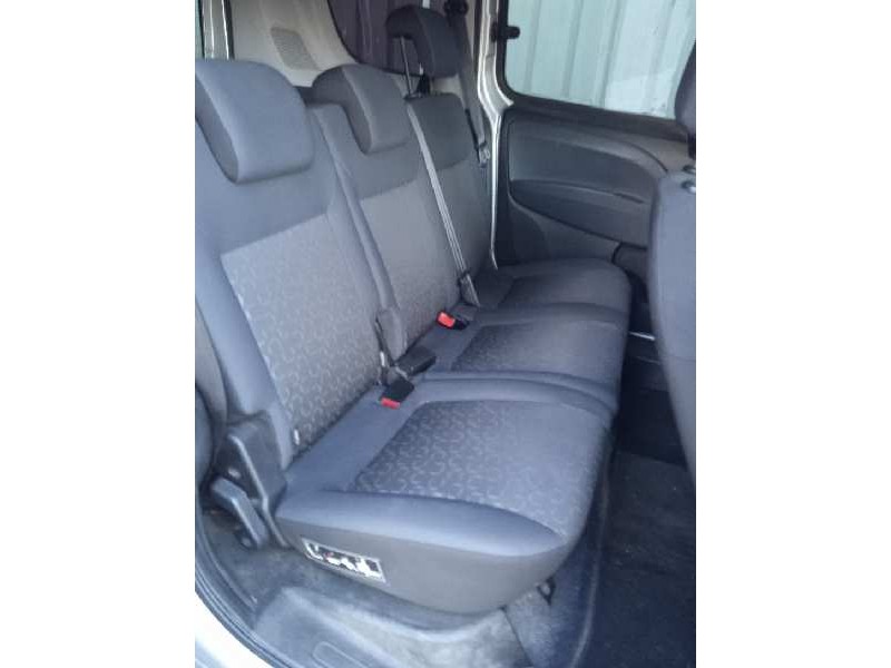 fiat doblo del año 2011