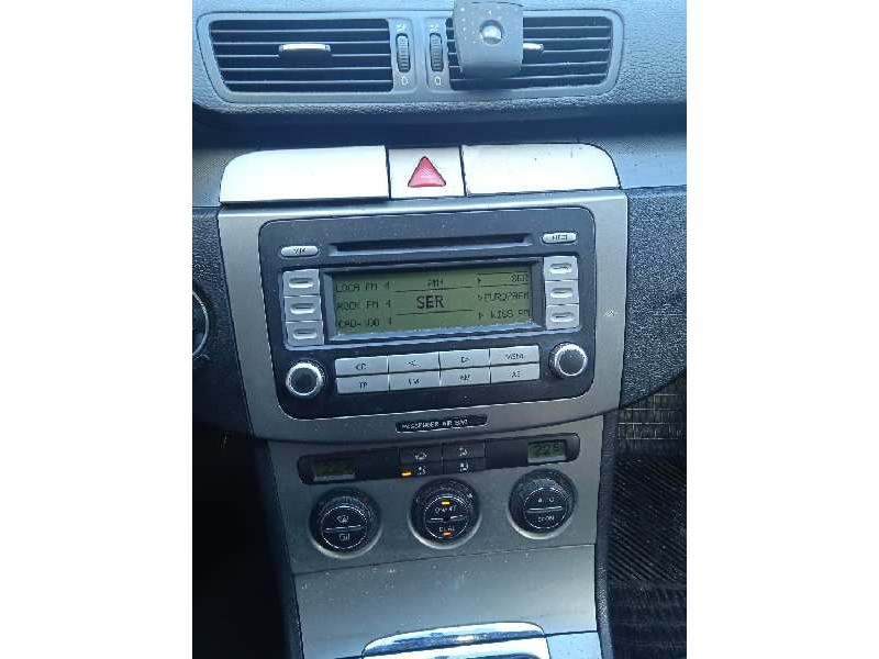 volkswagen passat variant (3c5) del año 2006