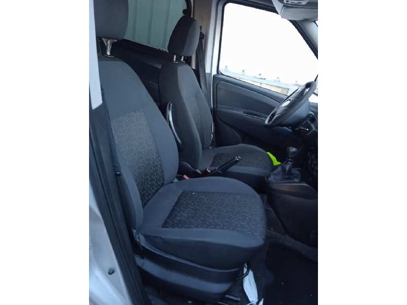 fiat doblo del año 2011