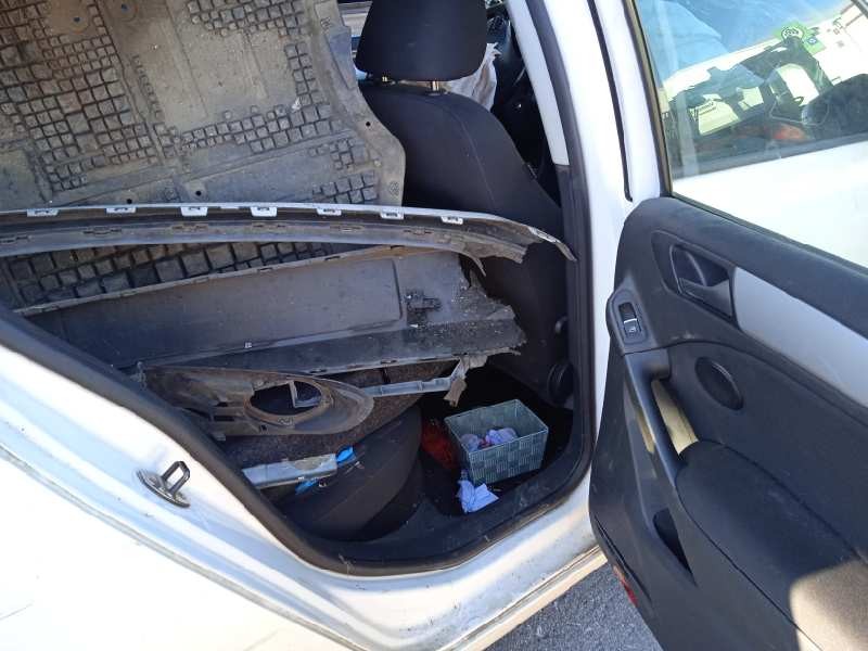 volkswagen golf vi (5k1) del año 2010