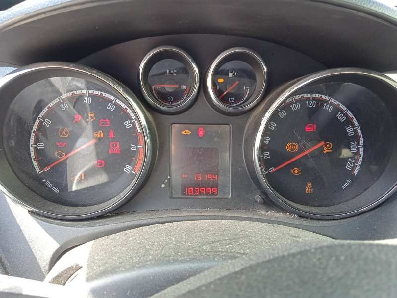 opel meriva b del año 2012