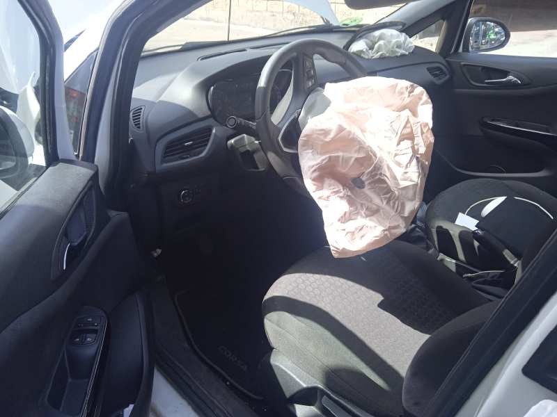 opel corsa e del año 2017