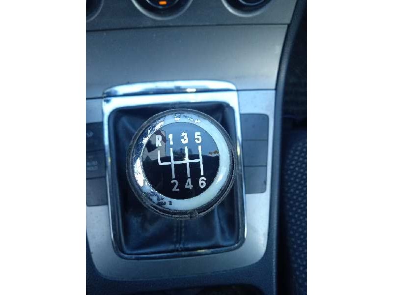 volkswagen passat variant (3c5) del año 2006