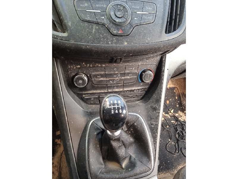 ford kuga (cbs) del año 2017