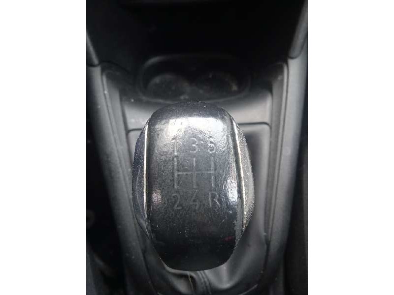 peugeot 208 del año 2016