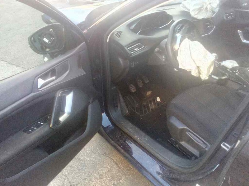 peugeot 308 del año 2015