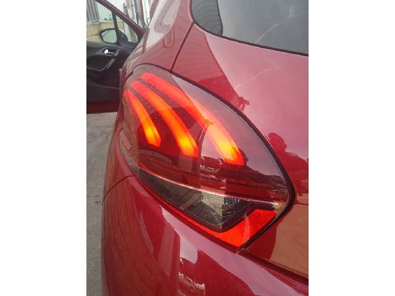 peugeot 208 del año 2016