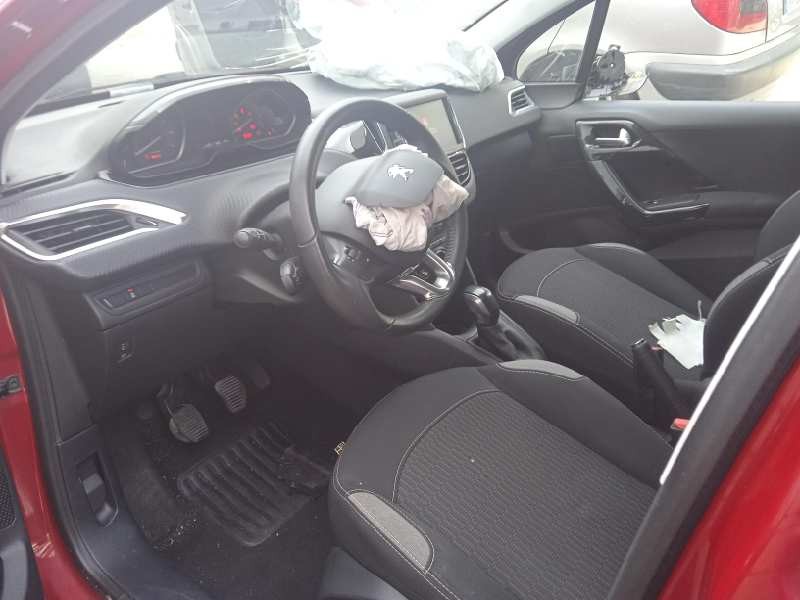 peugeot 208 del año 2016