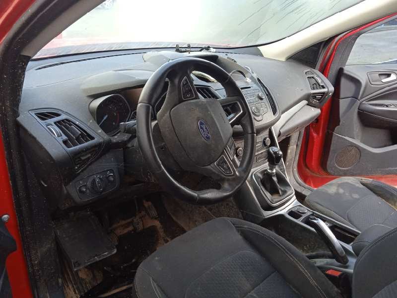 ford kuga (cbs) del año 2017