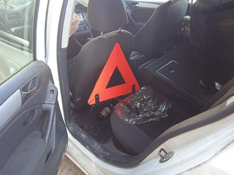 volkswagen golf vi (5k1) del año 2010