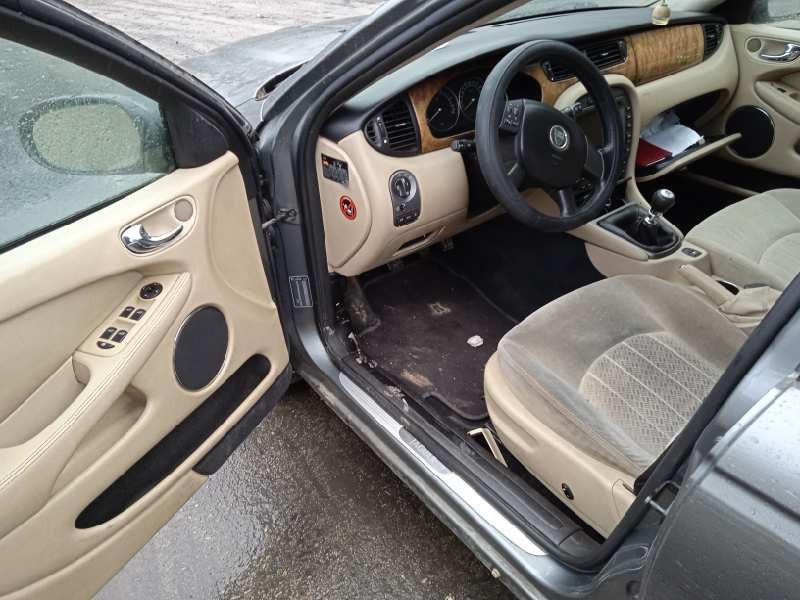 jaguar x-type wagon del año 2004