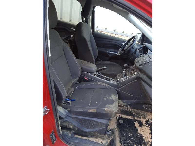 ford kuga (cbs) del año 2017