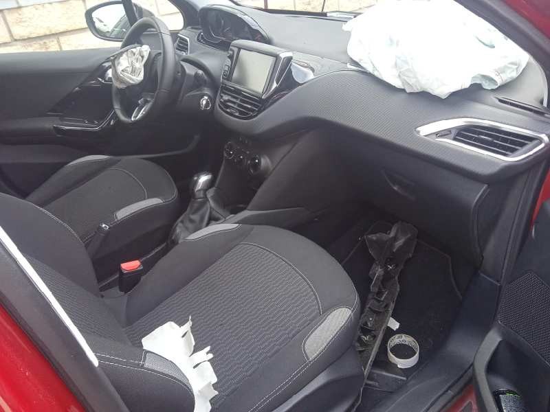 peugeot 208 del año 2016