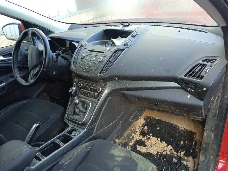 ford kuga (cbs) del año 2017