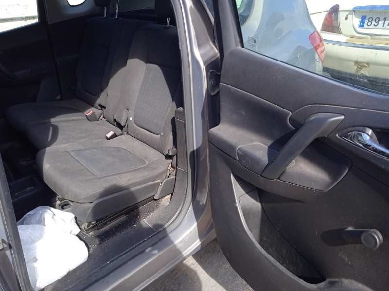 opel meriva b del año 2012