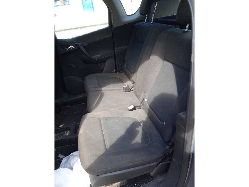 opel meriva b del año 2012