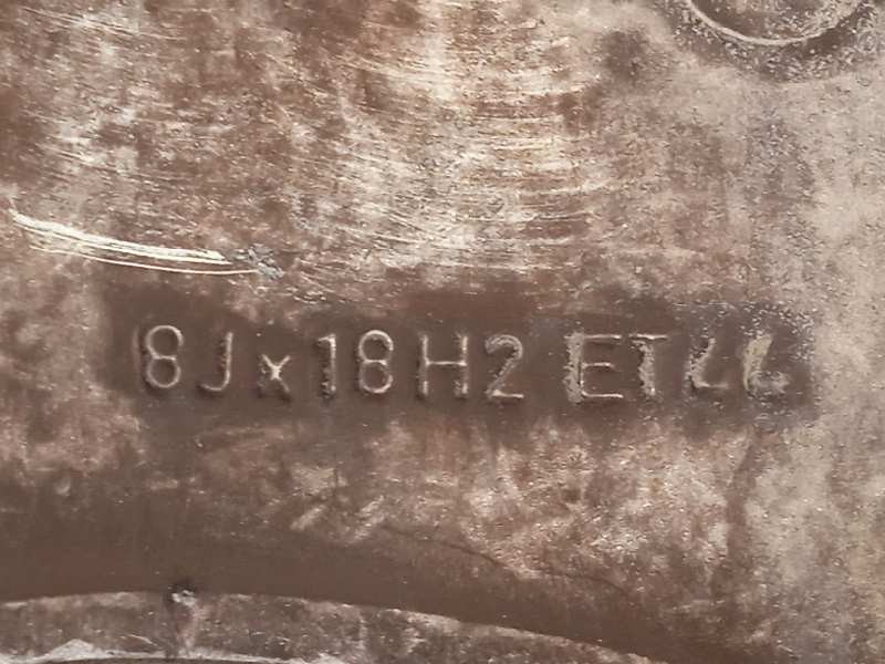 Recambio de llanta para mercedes-benz clase s (w220) berlina 500 (220.075) referencia OEM IAM 2204010302  A2204010302