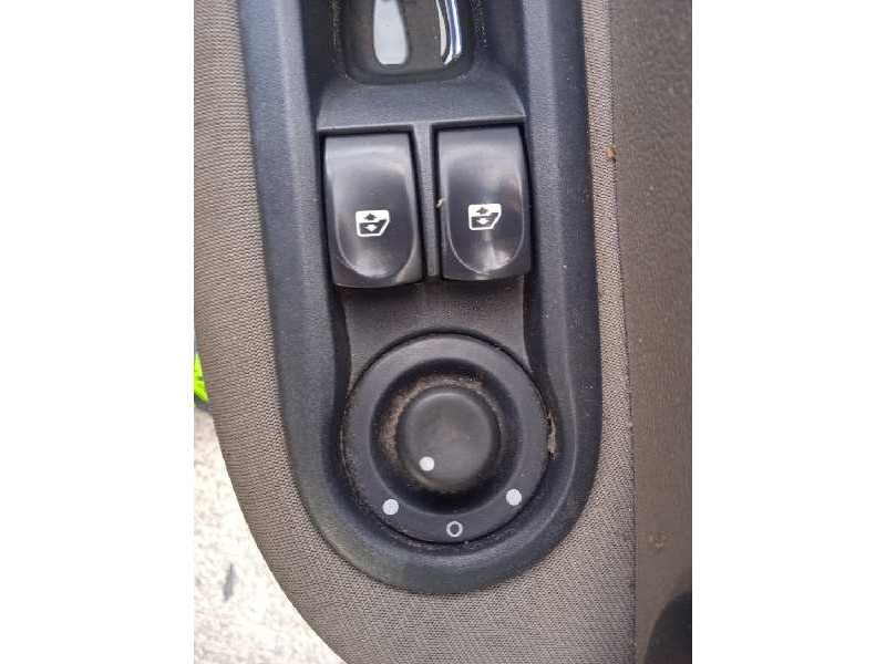 renault clio iii del año 2006