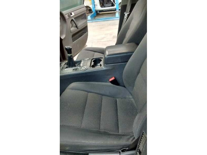 volkswagen touareg (7la) del año 2004