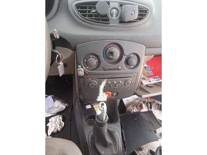 renault clio iii del año 2006