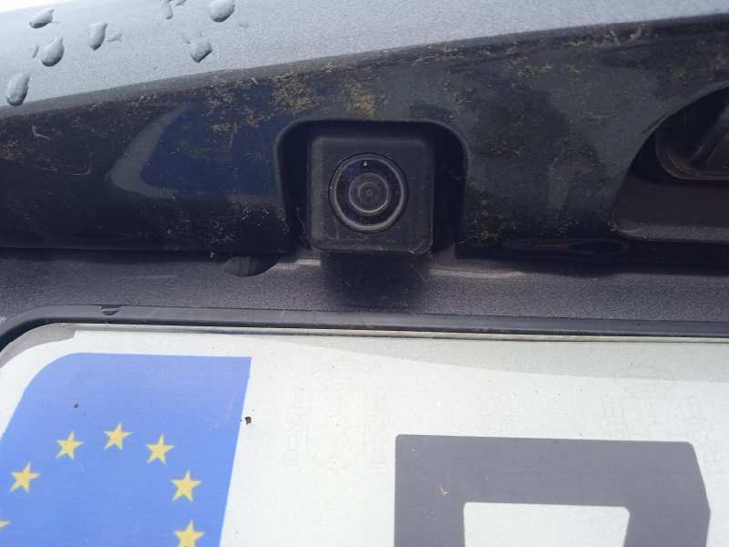 toyota yaris del año 2015