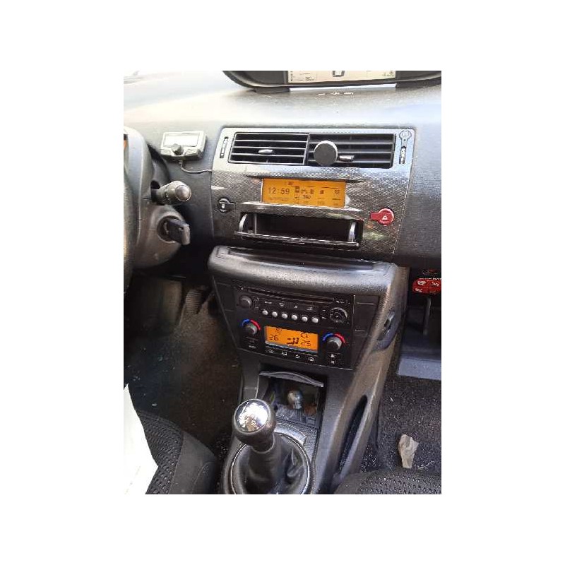 citroën c4 berlina del año 2006