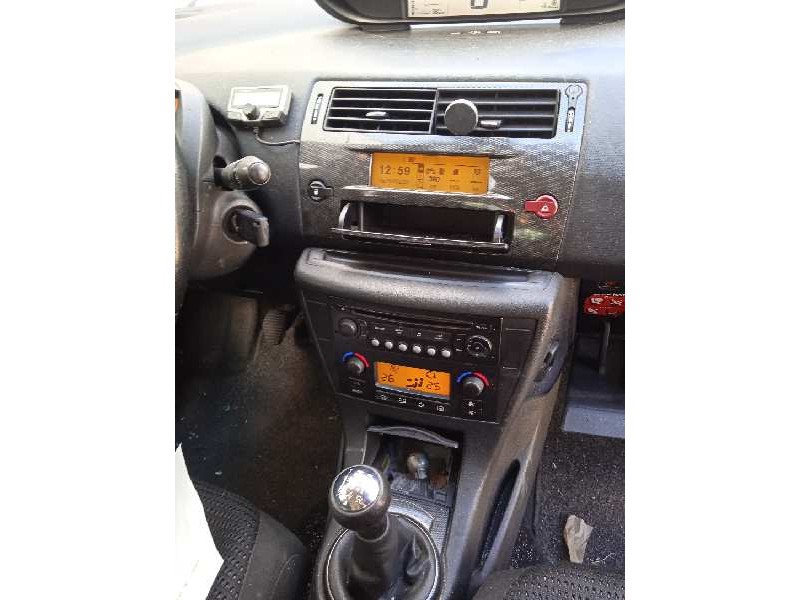 citroën c4 berlina del año 2006