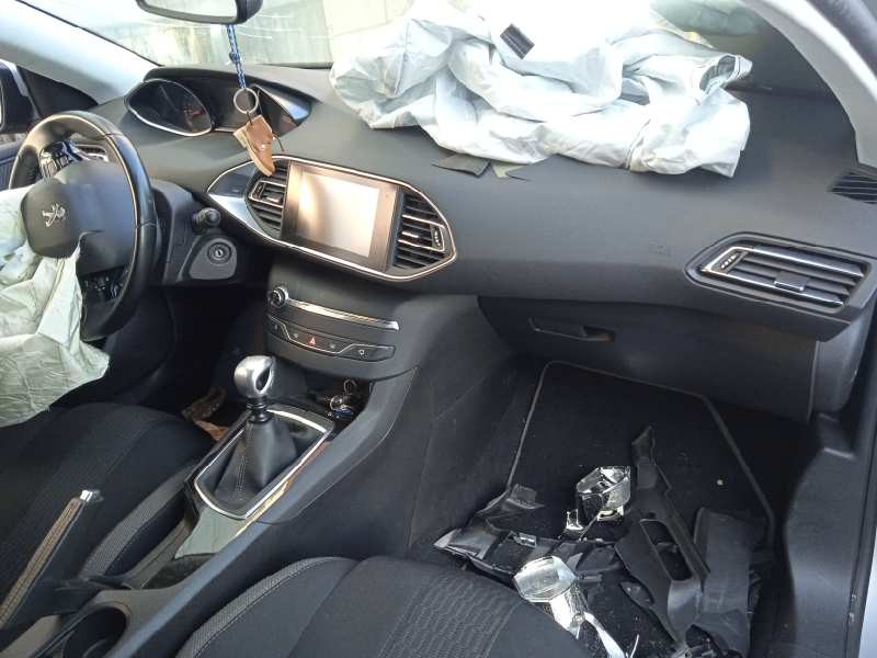 peugeot 308 del año 2016