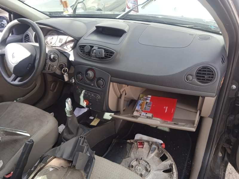 renault clio iii del año 2006