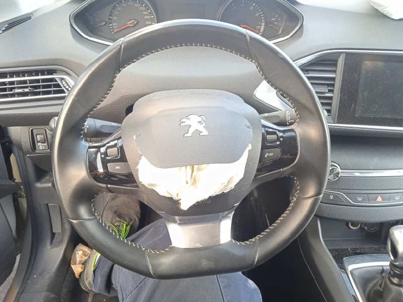 peugeot 308 del año 2016