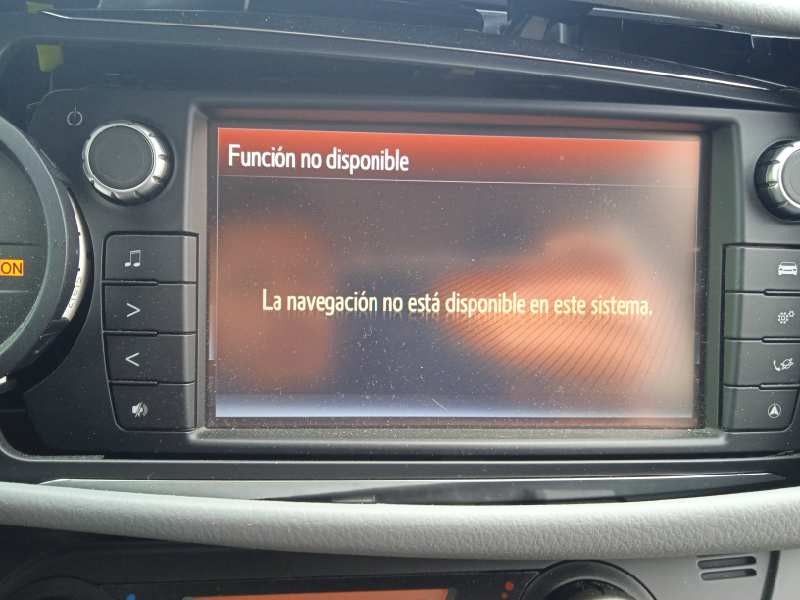 toyota yaris del año 2015