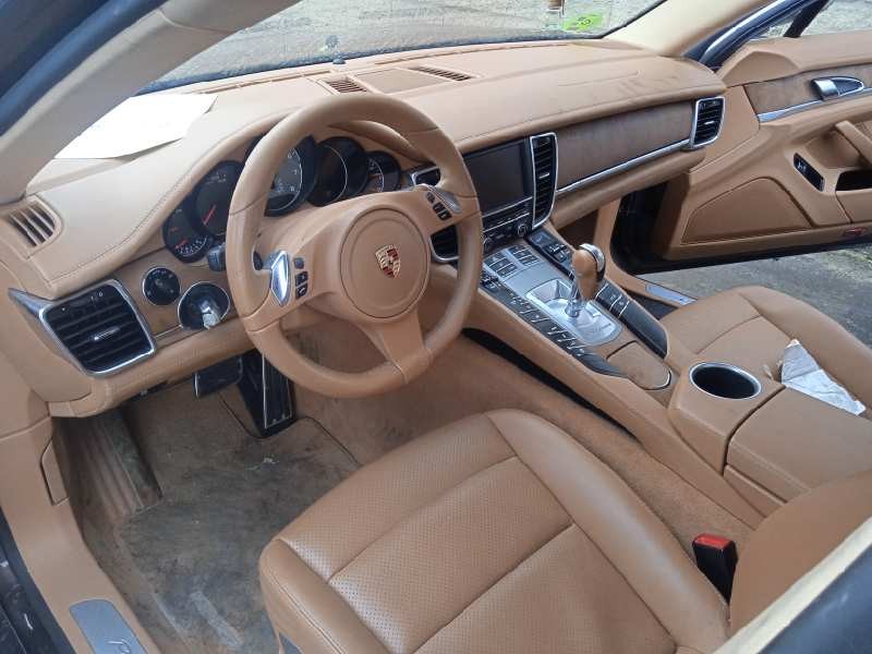 porsche panamera del año 2011