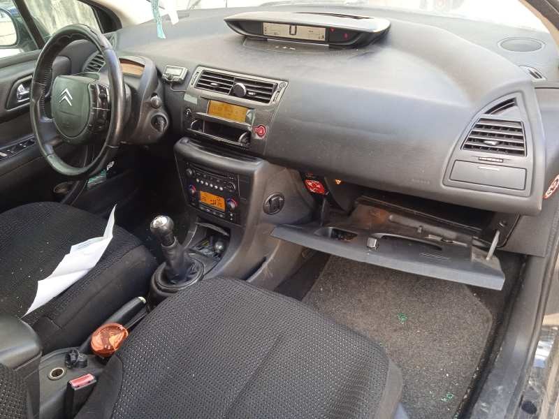 citroën c4 berlina del año 2006