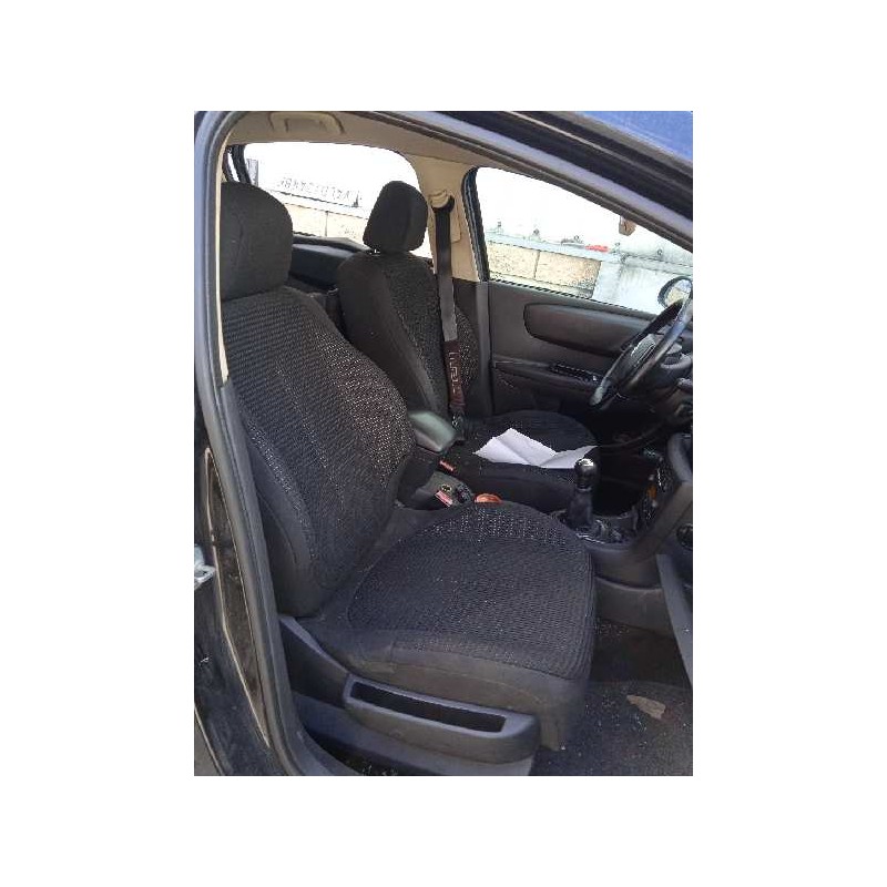 citroën c4 berlina del año 2006