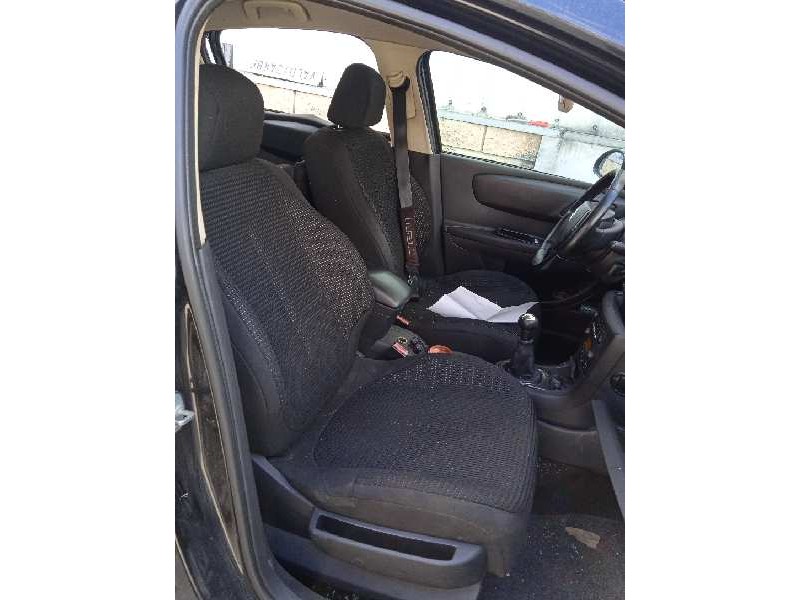 citroën c4 berlina del año 2006