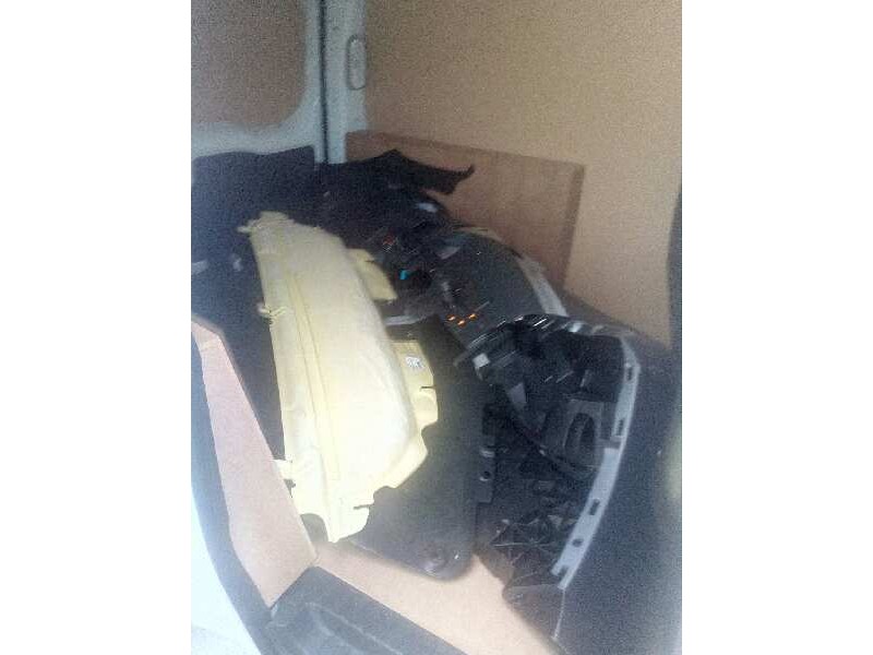 renault kangoo del año 2019