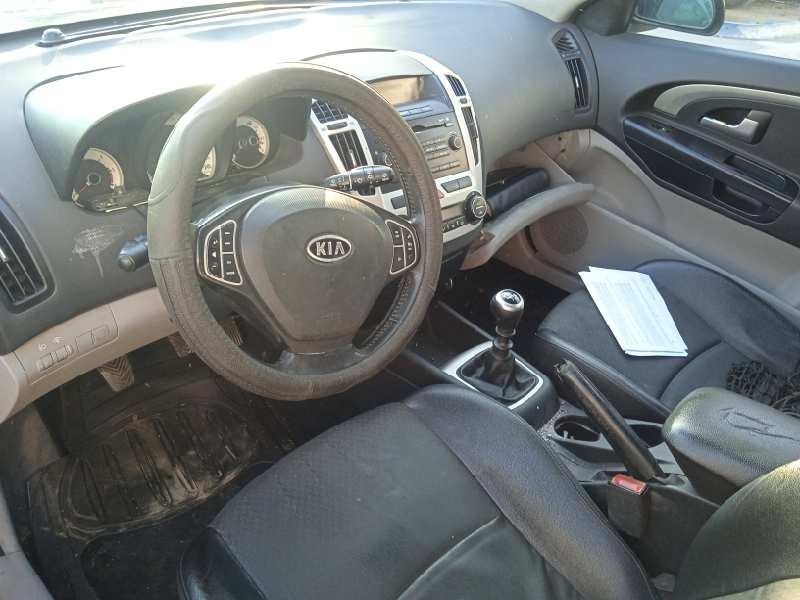 kia cee´d sporty wagon del año 2007