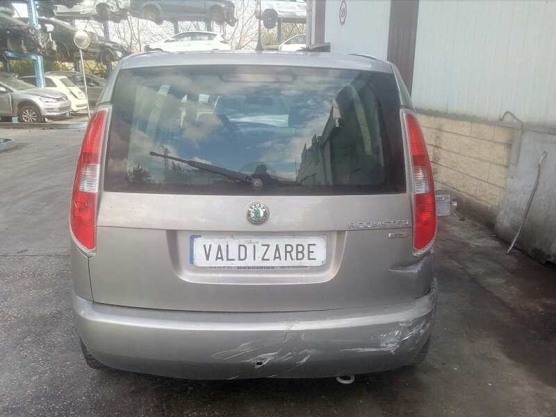 skoda roomster (5j7) del año 2010