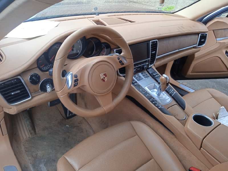 porsche panamera del año 2011