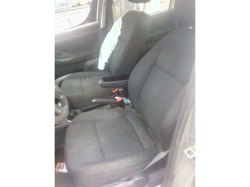 skoda roomster (5j7) del año 2010