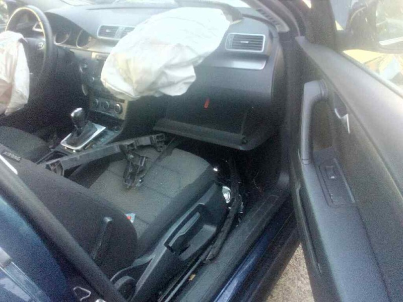 volkswagen passat variant (3g5) del año 2014