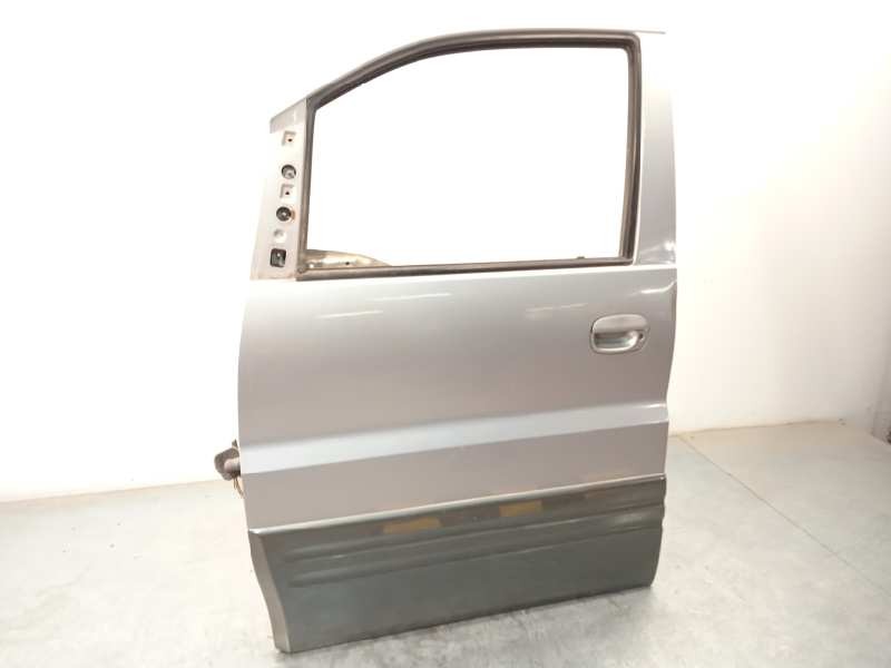 Recambio de puerta delantera izquierda para hyundai h 1 2.5 turbodiesel referencia OEM IAM 760034A300  