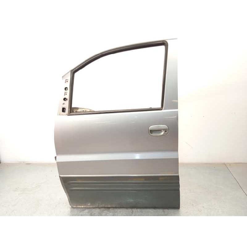 Recambio de puerta delantera izquierda para hyundai h 1 2.5 turbodiesel referencia OEM IAM 760034A300  