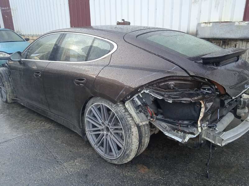 porsche panamera del año 2011